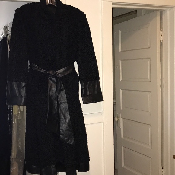 Hummel Vintage Persian Lamb Coat - Picture 6 of 16